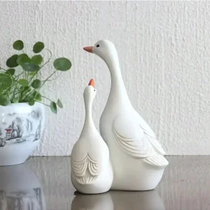 1pc Funny Real Duck Resin Statue,Garden Outdoor Statue,Figurine Ornament,Animal Statue,Farm Animal Decoration,Perfect For Patio, Lawn & Garden Decor(5.9inx 3.9in) Style 3